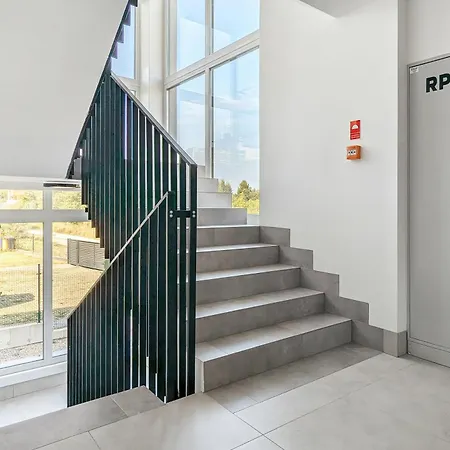 Family With A Balcony And Playground In By Renters * Ястшембя-Гура